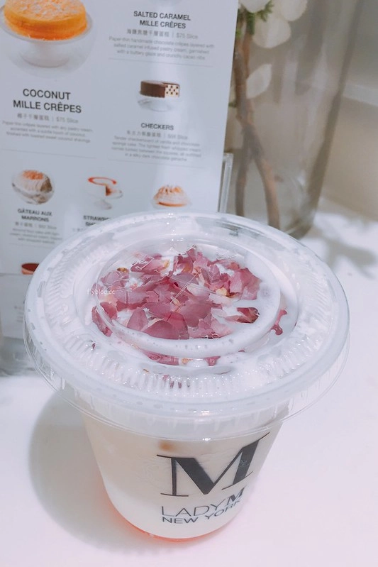 【香港中環】Lady M~紐約來的殿堂級千層蛋糕,玫瑰千層蛋糕全球獨家香港限定 @飛天璇的口袋