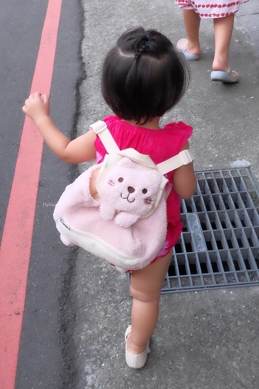 台中北區|翁記泡沫廣場,一中街學子最愛的復古茶坊,招牌烏龍豆干推薦必點 @飛天璇的口袋