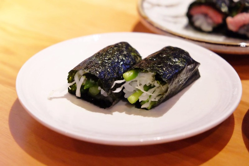 一笈壽司|輕井澤集團最新力作日式壽司品牌,公益路漂亮的清水模建築外觀 @飛天璇的口袋