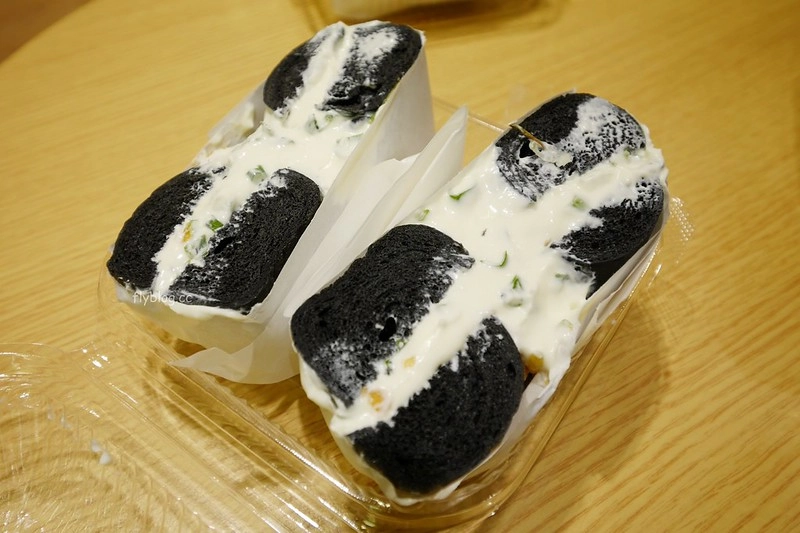 好丘貝果 good cho’s:台北超人氣貝果專賣店進駐新光三越,台中限定10種厚醬貝果 @飛天璇的口袋