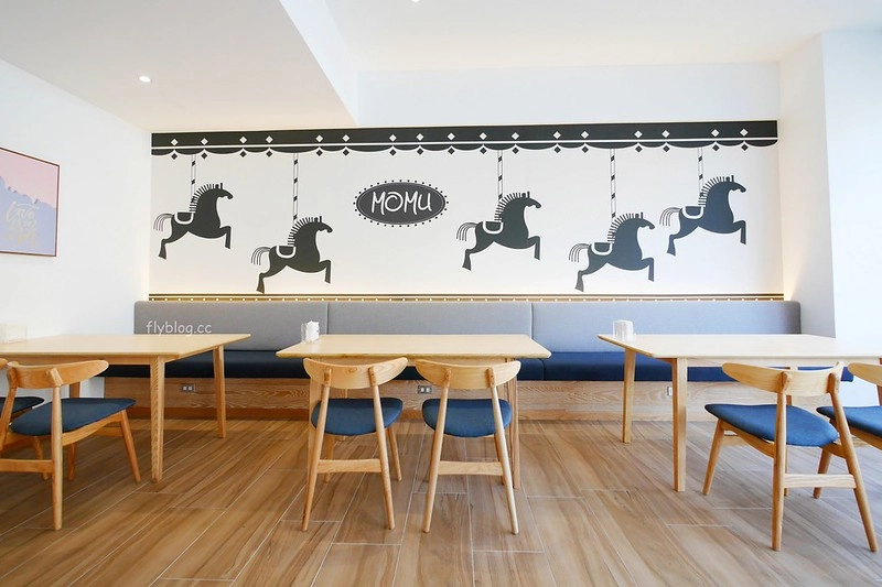 萌木之村 MOMU┃台中西屯:城市中遇見森林裡的童話之村,超可愛又好拍的複合式餐廳,中科商圈美食餐廳推薦 @飛天璇的口袋