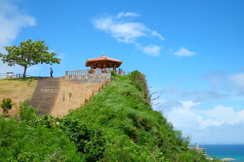 日本沖繩|知念岬公園|海天一色的絕佳美景,沖繩南部最美的觀景台 @飛天璇的口袋