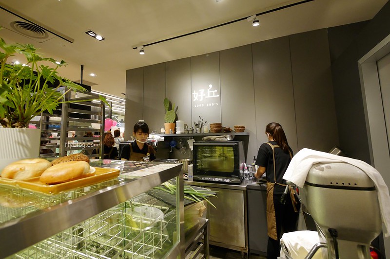 好丘貝果 good cho’s:台北超人氣貝果專賣店進駐新光三越,台中限定10種厚醬貝果 @飛天璇的口袋