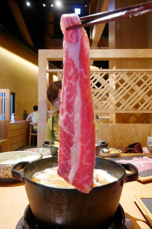 【台中南屯】湯棧公益店,輕井澤三代店,主打古早味麻油雞、燒酒雞,餐點份量多而且有質感 @飛天璇的口袋