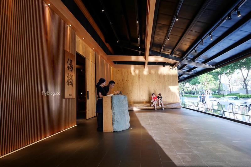 【台中南屯】湯棧公益店,輕井澤三代店,主打古早味麻油雞、燒酒雞,餐點份量多而且有質感 @飛天璇的口袋