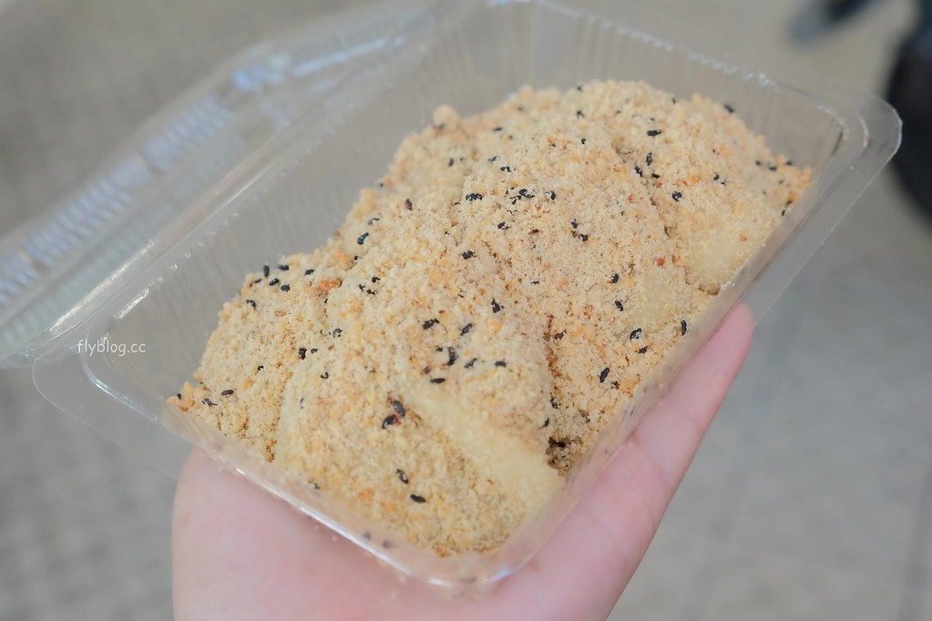 南投草屯|草屯西螺祖傳麻糬.草屯街上也有好吃的西螺麻糬,軟Q好吃濃濃的古早味 @飛天璇的口袋