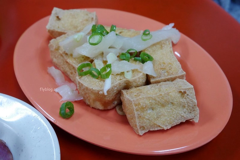 台中南屯|三重埔米粉湯.下午時段不休息,小菜選擇性多 @飛天璇的口袋