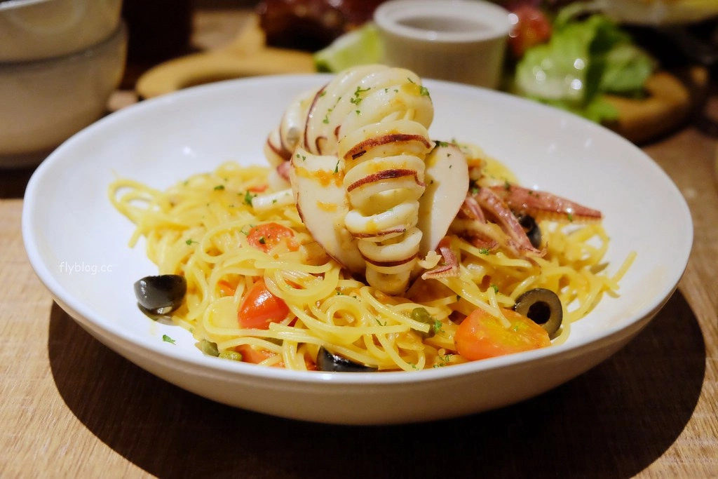 台北信義|請請義大利麵逸仙店,餐點好吃份量又多,披薩甜點也很好吃,台北義式餐廳推薦 @飛天璇的口袋