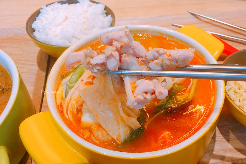 12MINI@台中公益店┃台中南屯:石二鍋的最新品牌,一個人也可以獨享小火鍋,公益路美食餐廳新亮點 @飛天璇的口袋