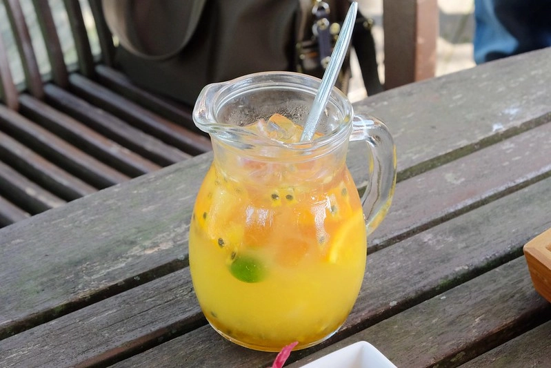 VilaVilla魔法莊園|苗栗卓蘭景觀餐廳,結合樹屋、沙坑、溜滑梯,苗栗親子美食旅遊景點推薦 @飛天璇的口袋