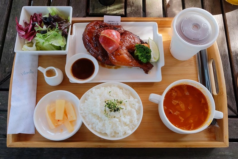 VilaVilla魔法莊園|苗栗卓蘭景觀餐廳,結合樹屋、沙坑、溜滑梯,苗栗親子美食旅遊景點推薦 @飛天璇的口袋