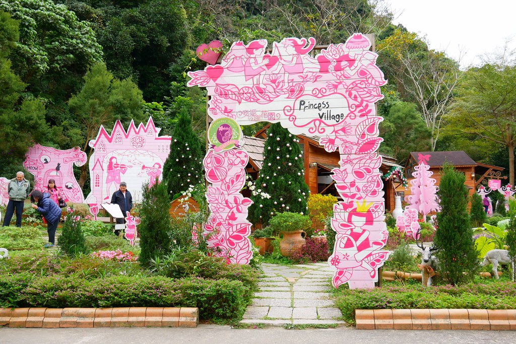 台中新社|安妮公主花園|新社浪漫的粉紅景觀餐廳,親子、情侶假日休閒的好去處 @飛天璇的口袋