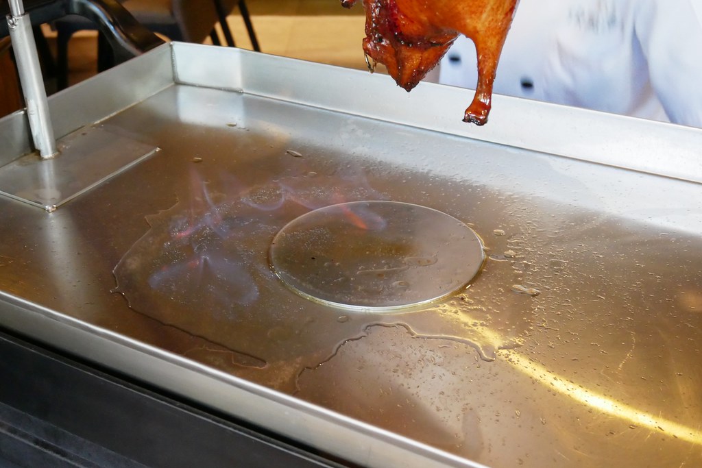 台中西屯|頂園全鴨坊,台中米其林餐盤推薦烤鴨,近距離觀賞火焰片鴨秀(附2023最新菜單) @飛天璇的口袋