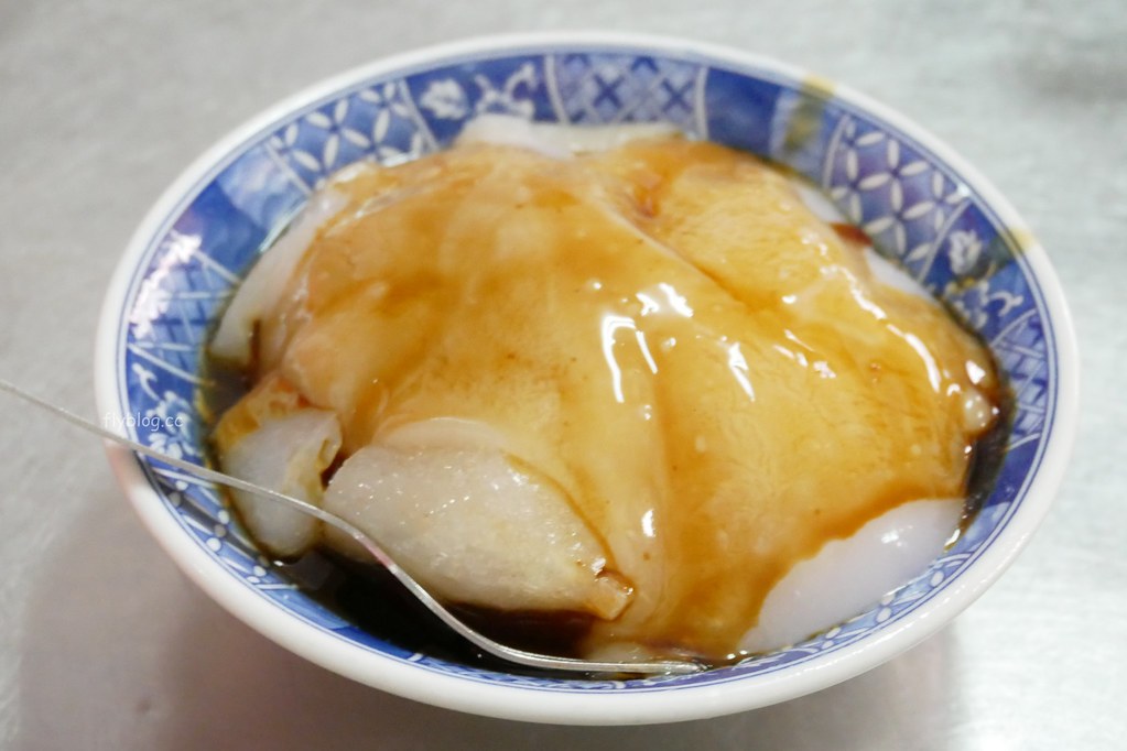 董家肉圓|水里必吃「董家肉圓」三哥的店,吃完肉圓皮再加大骨湯 @飛天璇的口袋