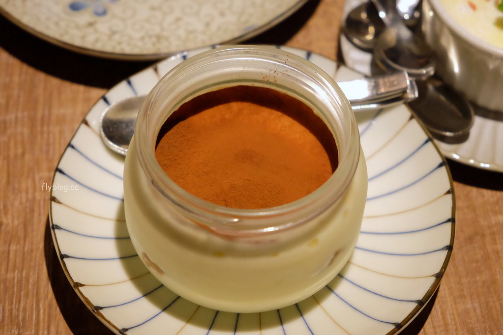 台北信義|請請義大利麵逸仙店,餐點好吃份量又多,披薩甜點也很好吃,台北義式餐廳推薦 @飛天璇的口袋