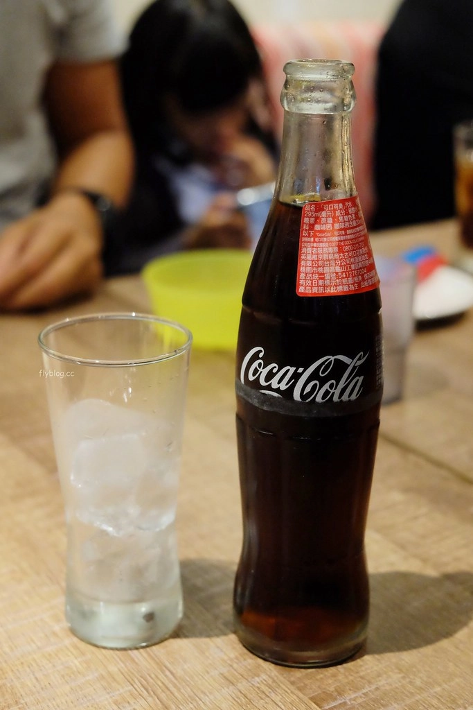 台北信義|請請義大利麵逸仙店,餐點好吃份量又多,披薩甜點也很好吃,台北義式餐廳推薦 @飛天璇的口袋