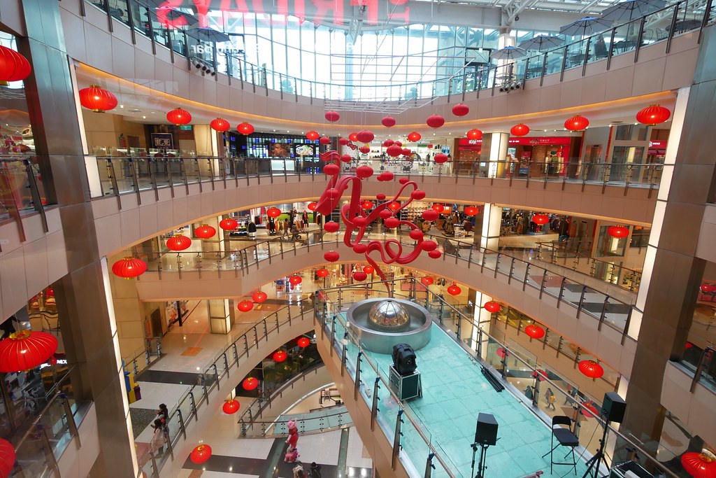 大江購物中心┃桃園旅遊:三大休閒服飾品牌齊聚,結合親子、購物、美食、生活、娛樂,免停車費超貼心,假日全家休閒的好地方 @飛天璇的口袋