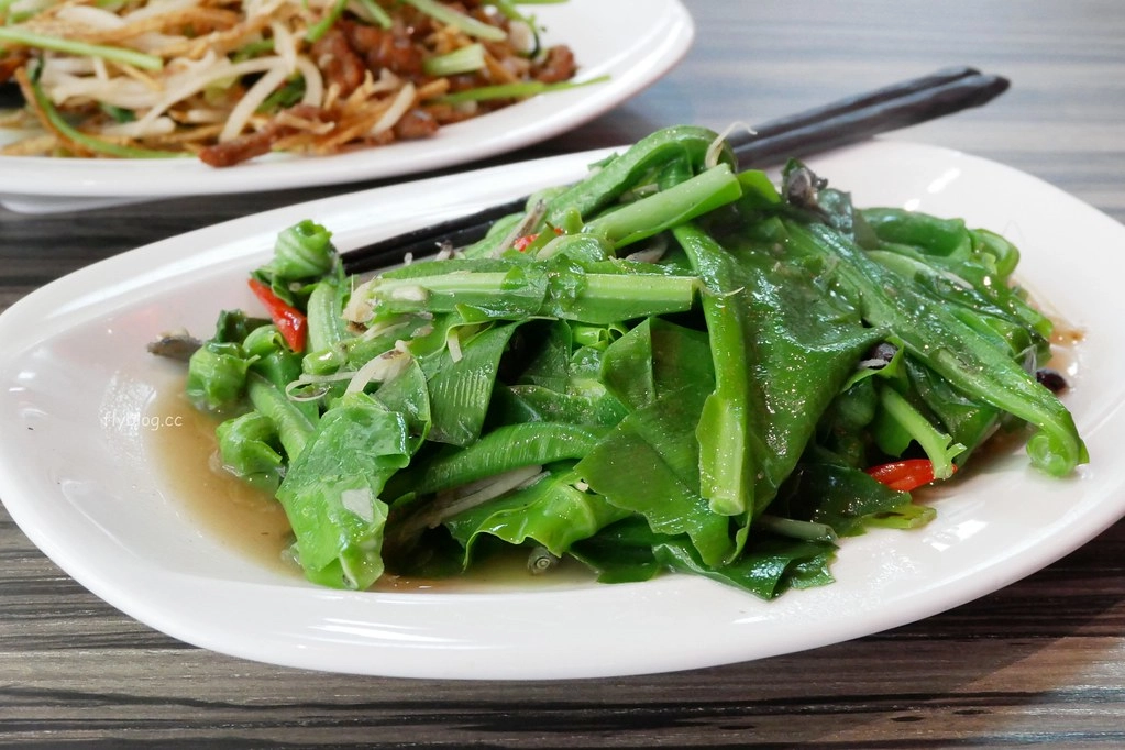 鴨片館:要提前一個月預約才吃的到的烤鴨,一鴨八吃餐點選擇性也很多 @飛天璇的口袋