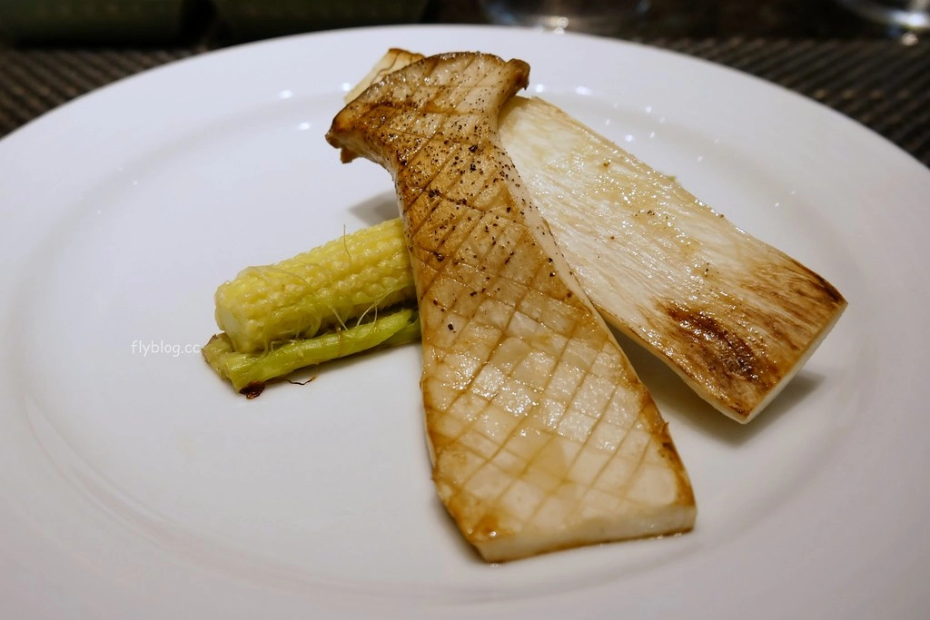 台中南屯|紅花鐵板燒.台北知名鐵板燒進駐公益路,一年一次的奢華生日大餐 @飛天璇的口袋