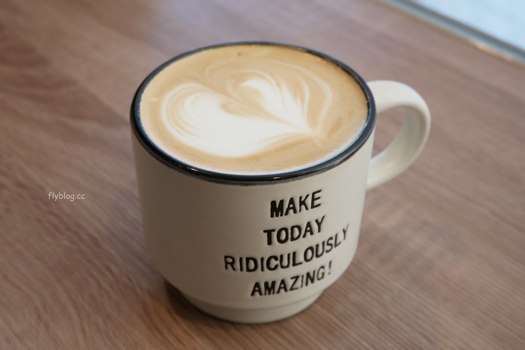 Chillax Sandwich.放鬆:台中美術館綠園道早午餐推薦,以三明治為主食,環境簡單餐點不錯 @飛天璇的口袋