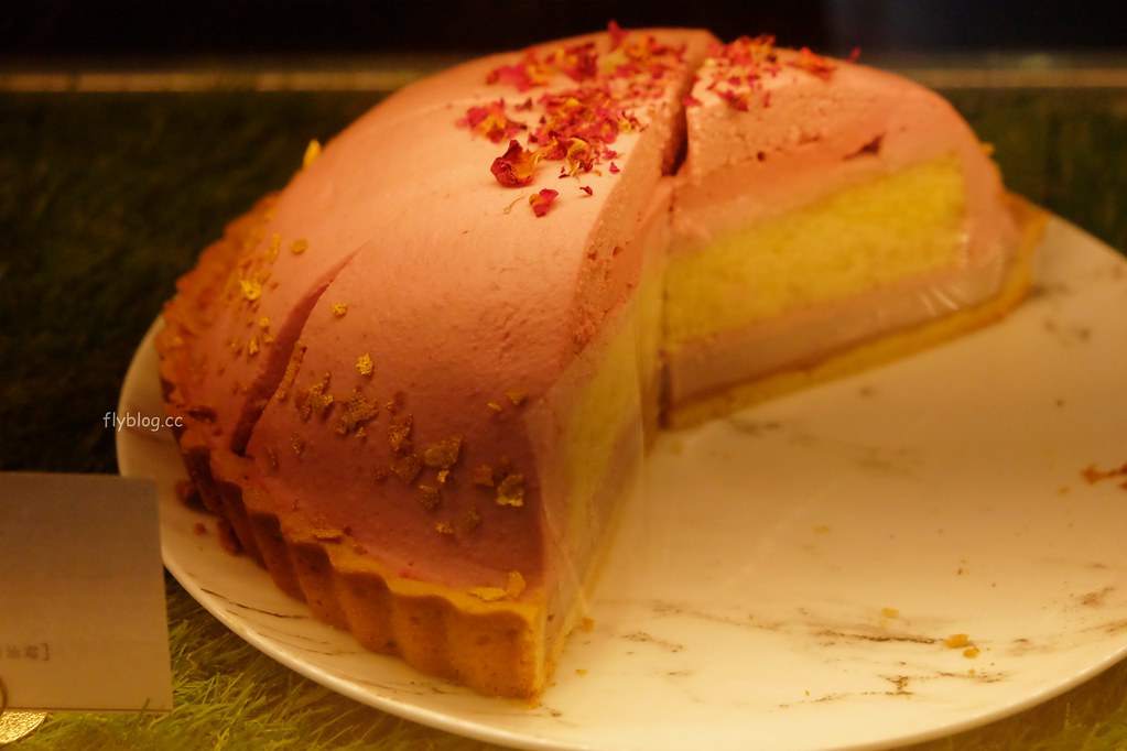 PIEPAI Cafe┃桃園美食:超夢幻網美咖啡館,桃園IG打卡名店,甜點夢幻又好拍,寵物友善餐廳 @飛天璇的口袋