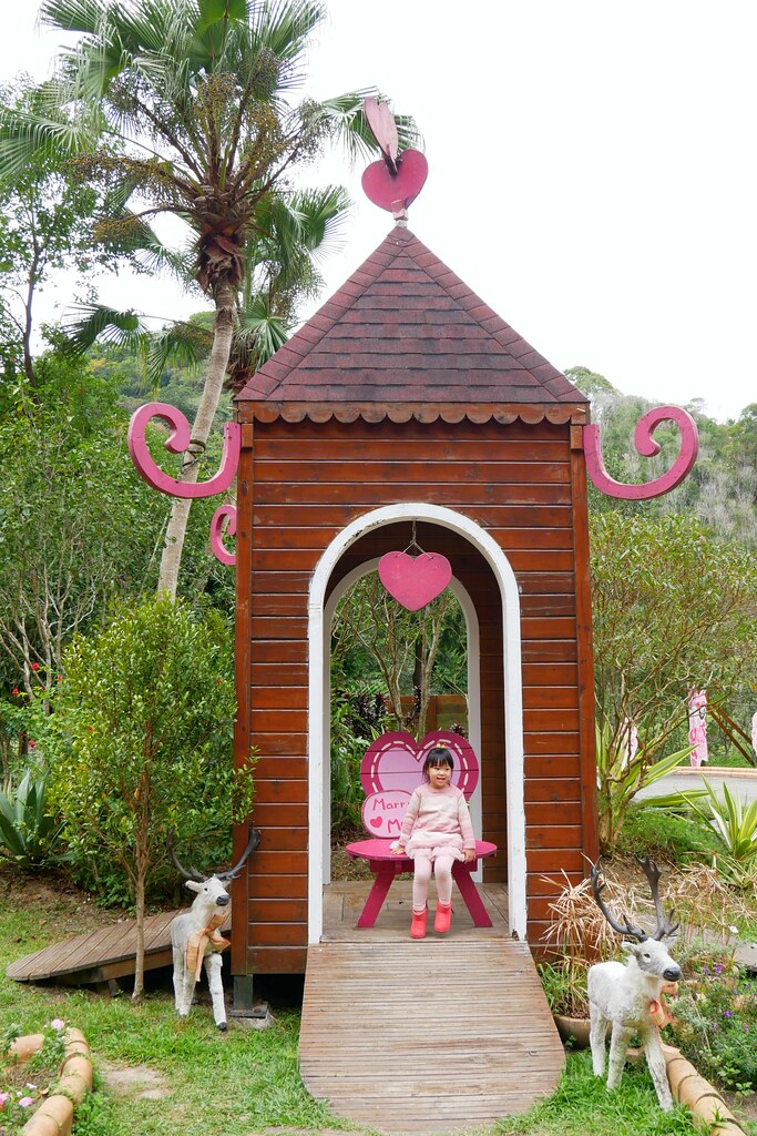 台中新社|安妮公主花園|新社浪漫的粉紅景觀餐廳,親子、情侶假日休閒的好去處 @飛天璇的口袋