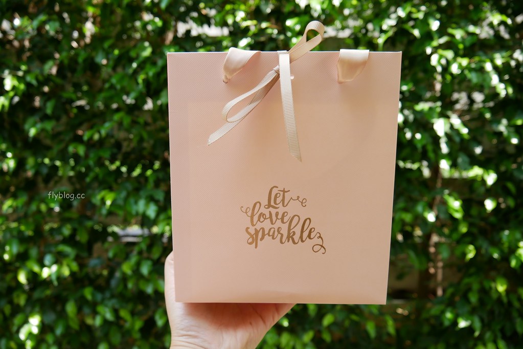 台中西區|甜忌廉鐵盒蝴蝶酥.香港超人氣點心台中也買的到,不一樣的台中伴手禮推薦 @飛天璇的口袋