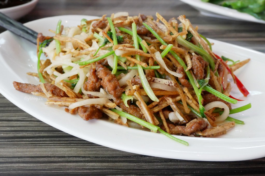 鴨片館:要提前一個月預約才吃的到的烤鴨,一鴨八吃餐點選擇性也很多 @飛天璇的口袋