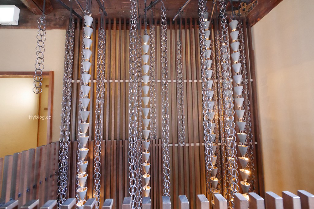 日本京都|二年坂星巴克.全球唯一有榻榻米座椅的星巴克,京都二年坂ヤサカ茶屋店 @飛天璇的口袋