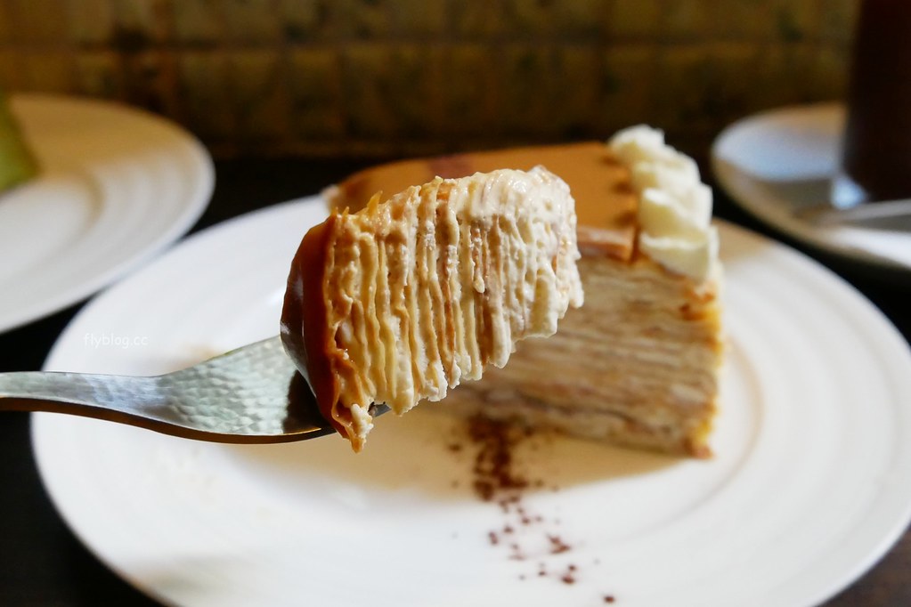 布魯本咖啡|傳說中可以媲美Lady M的千層蛋糕,每天都有不同的隱藏版口味 @飛天璇的口袋