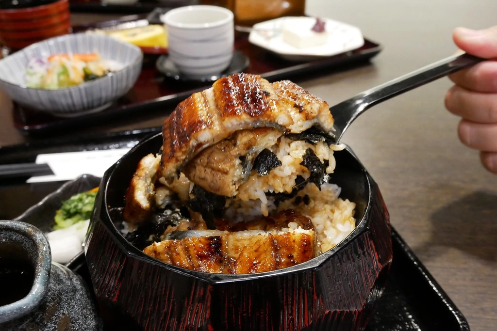 江戶川鰻魚飯|來自日本京都的60年超人氣老店,海外一號店進駐台北免出國就吃的到 @飛天璇的口袋