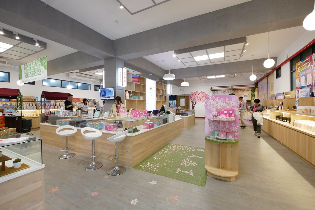 蛋寶生技不老村┃桃園旅遊:充滿日本江戶風情的觀光工廠,紅色大鳥居IG桃園打卡熱門景點 @飛天璇的口袋