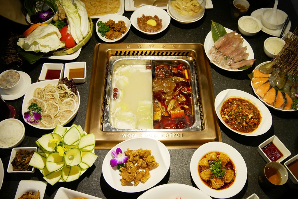 【台中中區】瓦庫麻辣鍋,瓦庫道地重慶麻辣火鍋,享受四川寬窄巷子用餐氛圍 @飛天璇的口袋