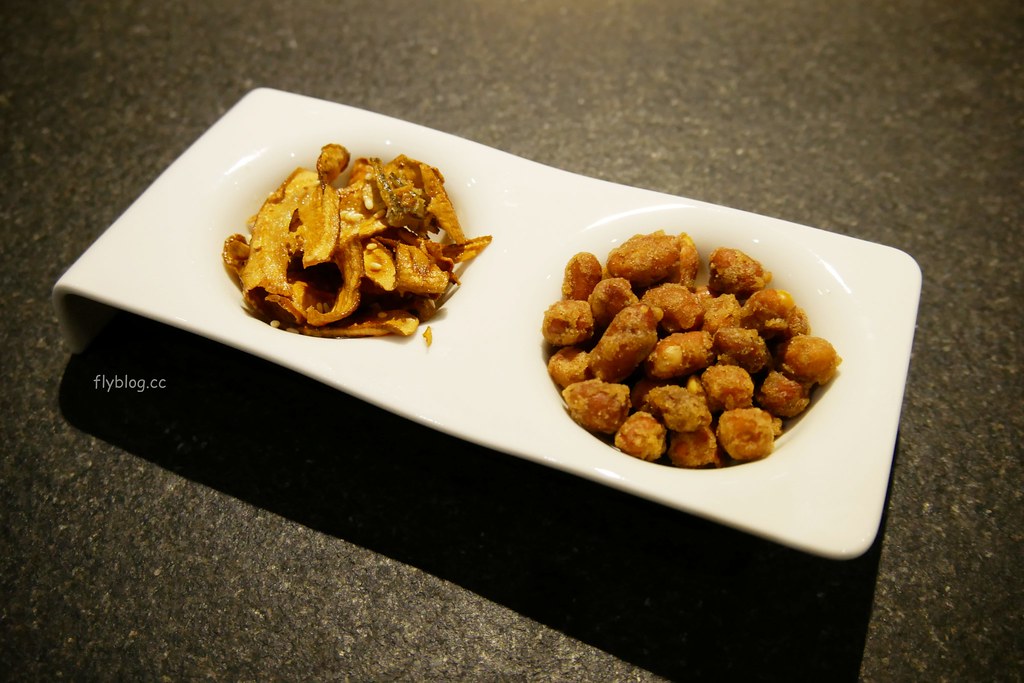 【台中中區】瓦庫麻辣鍋,瓦庫道地重慶麻辣火鍋,享受四川寬窄巷子用餐氛圍 @飛天璇的口袋