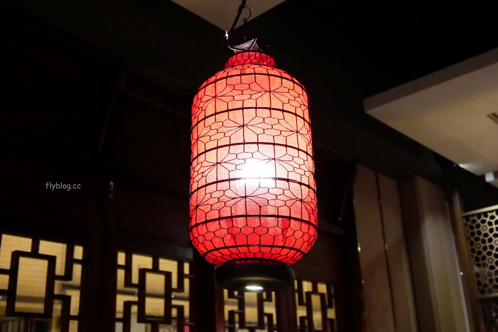 【台中中區】瓦庫麻辣鍋,瓦庫道地重慶麻辣火鍋,享受四川寬窄巷子用餐氛圍 @飛天璇的口袋