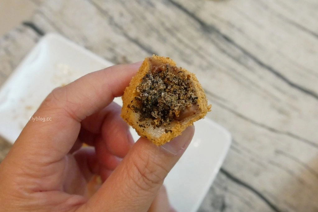 台中南屯|雅馨草屯手工麻糬.週六限定!南屯市場手工麻糬,師出草屯方愫馨 @飛天璇的口袋