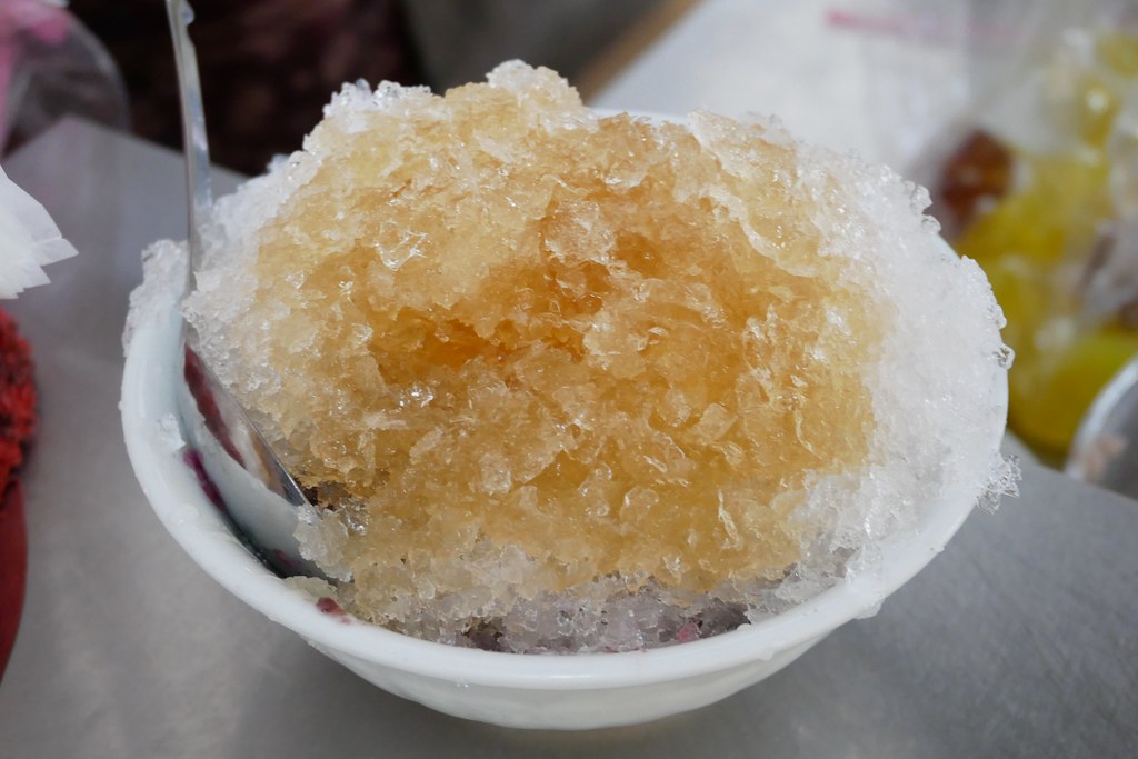 台中西區|味香鮮肉湯圓.第五市場20幾年傳統麵店,還有古早味三種冰 @飛天璇的口袋