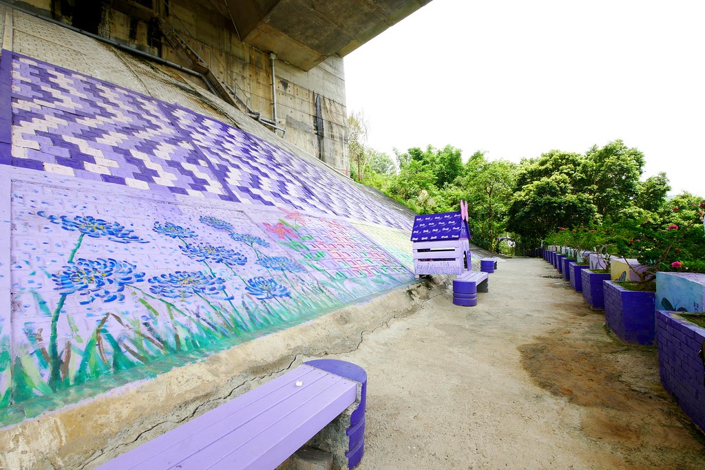 【苗栗西湖】噢哈娜咖啡屋,浪漫紫色愛情傘、夢幻紫色步道、季節限定紫藤花…苗栗情侶約會親子旅遊的好地方 @飛天璇的口袋