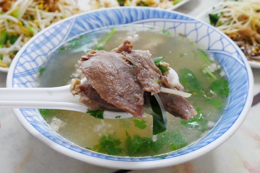 苗栗三義|金榜麵館.三義超人氣小吃美食麵館,假日總是大排長龍 @飛天璇的口袋