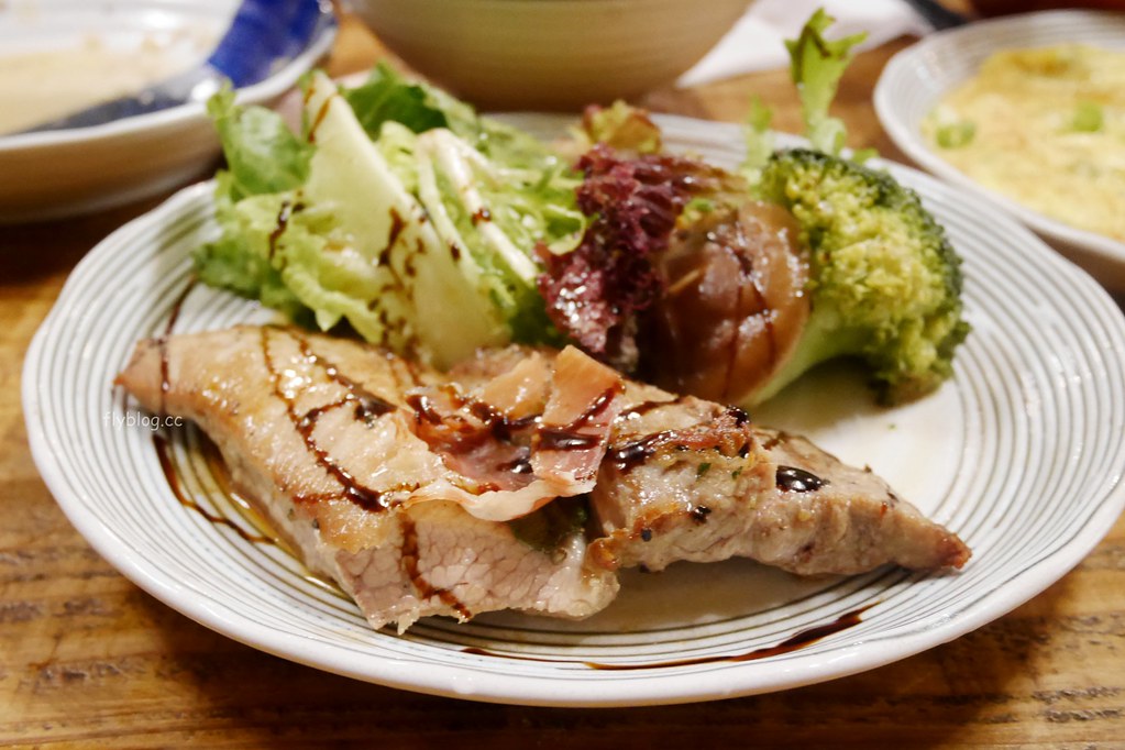 食不厭┃金瓜石美食:九份金瓜石的深夜食堂,位於山裡的隱藏版美食,Google評價4.4顆星 @飛天璇的口袋