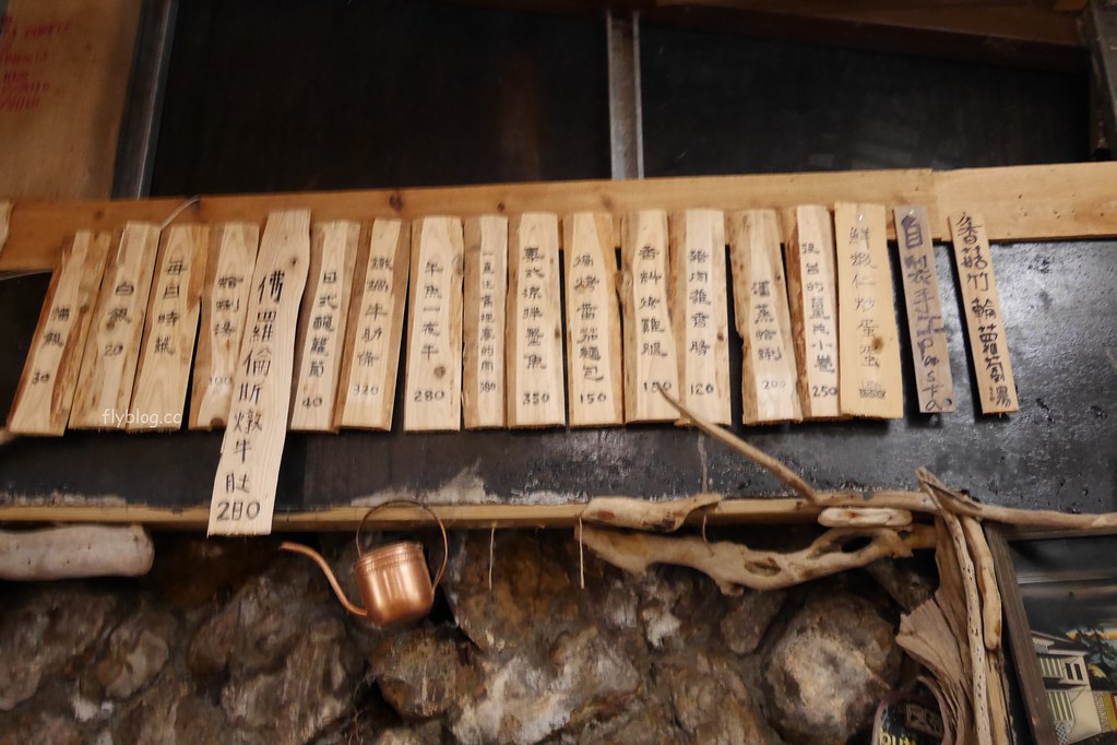 食不厭┃金瓜石美食:九份金瓜石的深夜食堂,位於山裡的隱藏版美食,Google評價4.4顆星 @飛天璇的口袋