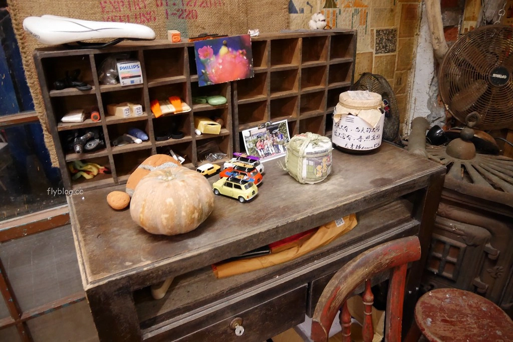 食不厭┃金瓜石美食:九份金瓜石的深夜食堂,位於山裡的隱藏版美食,Google評價4.4顆星 @飛天璇的口袋