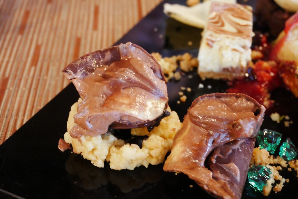 亞都麗緻大飯店巴賽麗廳|暑假瘋科幻下午茶!地心歷險記華麗啟程 X 主廚冰島鹹點探索北國美味 X 造型甜點共譜文學瑰麗篇章 @飛天璇的口袋