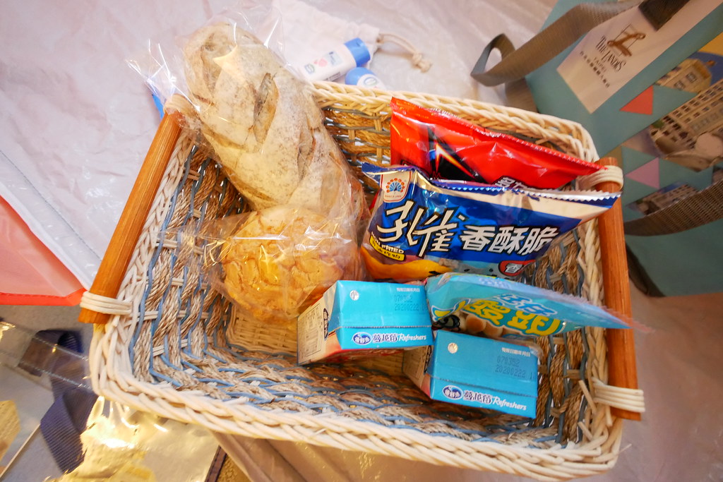 台北中山|亞都麗緻大飯店,迎接瘋狂暑假季,親子套房還有可愛的帳篷、點心籃、過夜包 @飛天璇的口袋