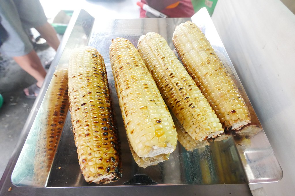 嘉義水上|六哥古早味烤玉米.在地人推薦到嘉義最好吃的烤玉米 @飛天璇的口袋