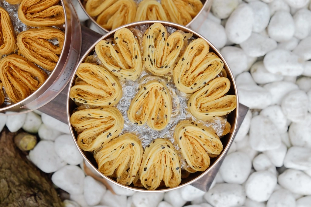 台中西屯|酒飽甜製菓所.100%日本鳥越麵粉製作,好吃又可愛的微笑蛋捲 @飛天璇的口袋