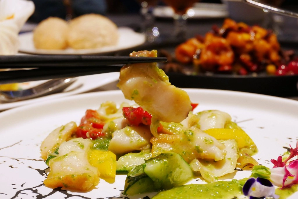 福容大飯店桃園機場捷運A8館 福粵樓┃桃園林口:將獨門醬料融入中式料理,原來吃中菜也可以很潮! @飛天璇的口袋