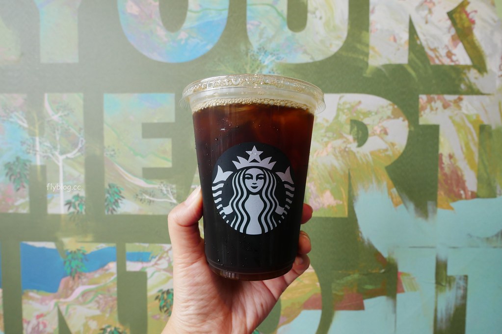 嘉義民雄|民雄星巴克,歐洲教堂式建築星巴克,嘉義最潮的IG打卡景點 @飛天璇的口袋