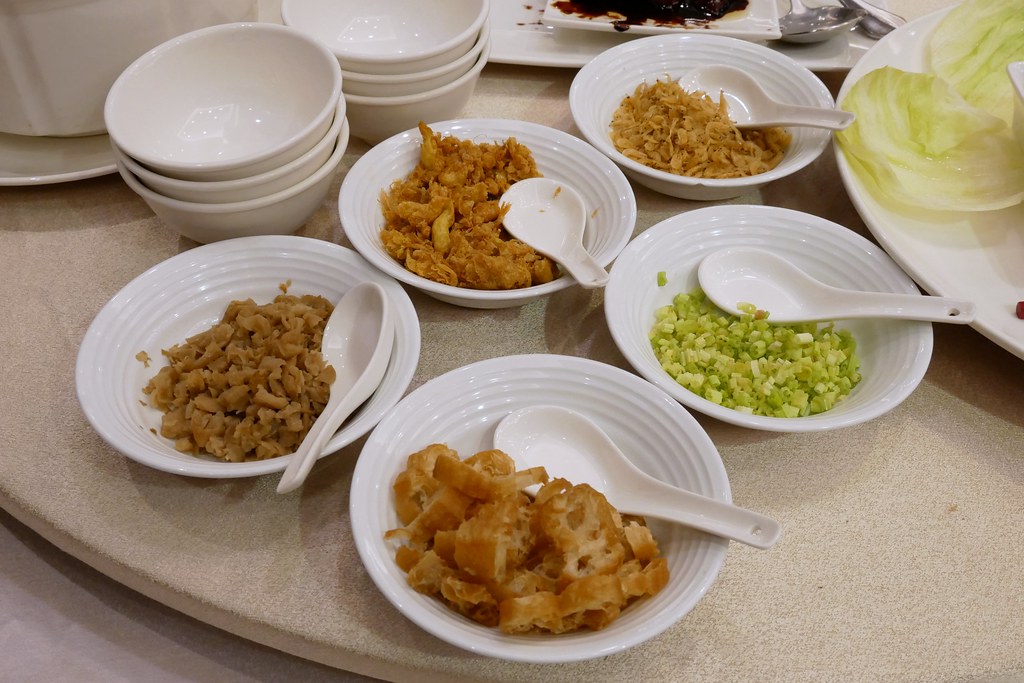 福容大飯店阿基師藝文茶樓⎜桃園美食:宜蘭溫泉養殖櫻桃鴨,手作京式片皮鴨一鴨三吃 @飛天璇的口袋