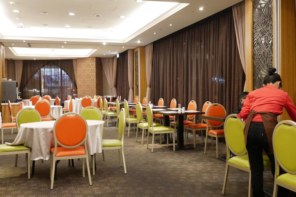 福容大飯店阿基師藝文茶樓⎜桃園美食:宜蘭溫泉養殖櫻桃鴨,手作京式片皮鴨一鴨三吃 @飛天璇的口袋